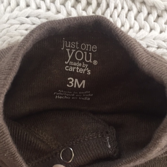 2 Baby tops and bottoms, Magnetic Me & Carter’s - Picture 3 of 4